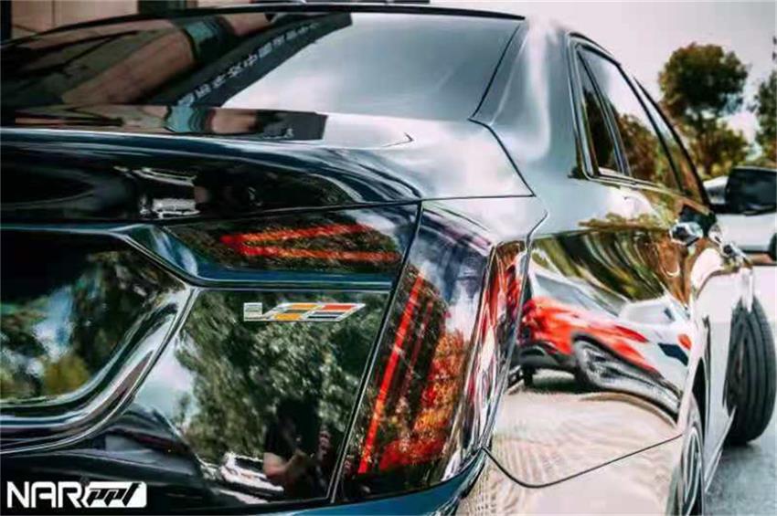 凱迪拉克CT6裝貼納爾R20隱形車衣視覺(jué)效果滿分