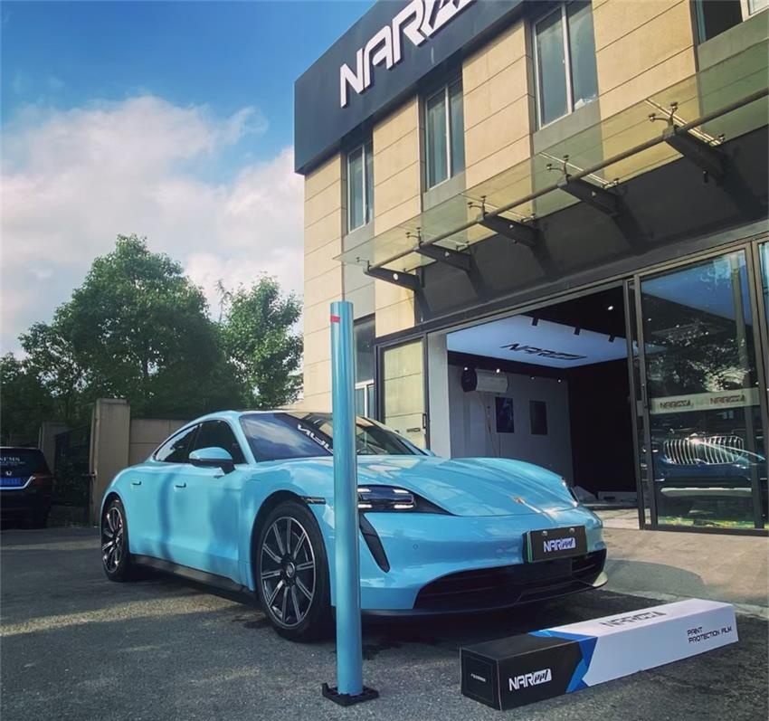 保時(shí)捷裝貼納爾PPF隱形車衣，車主更放心