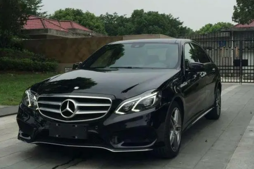 奔馳E320L施工納爾PPF隱形車衣，氣度不凡簡直絕配