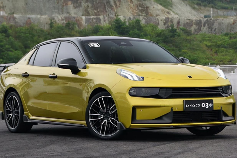 領(lǐng)克03+貼納爾PPF隱形車衣,簡直太帥了