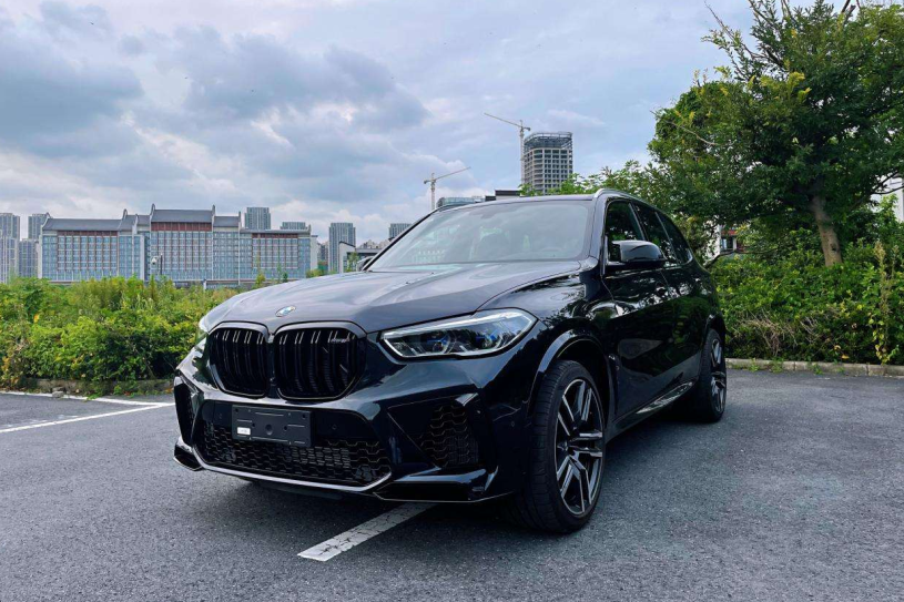 寶馬X5貼納爾PPF漆面保護膜,品質(zhì)有保障