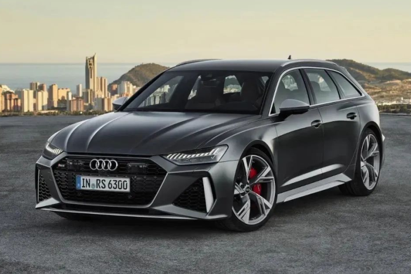 奧迪RS6貼天窗冰甲，納爾汽車窗膜舒適整個夏天